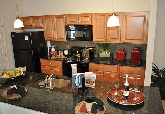 3rd image of 4426 Ventura Way APT F