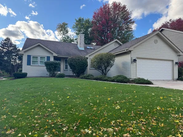 3027 Brossman St, Naperville, IL 60564