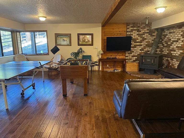 17066 Cooper Dr — Photo 37
