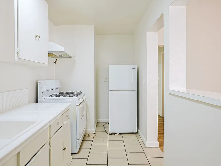 739 S Normandie Ave #107 — Photo 5