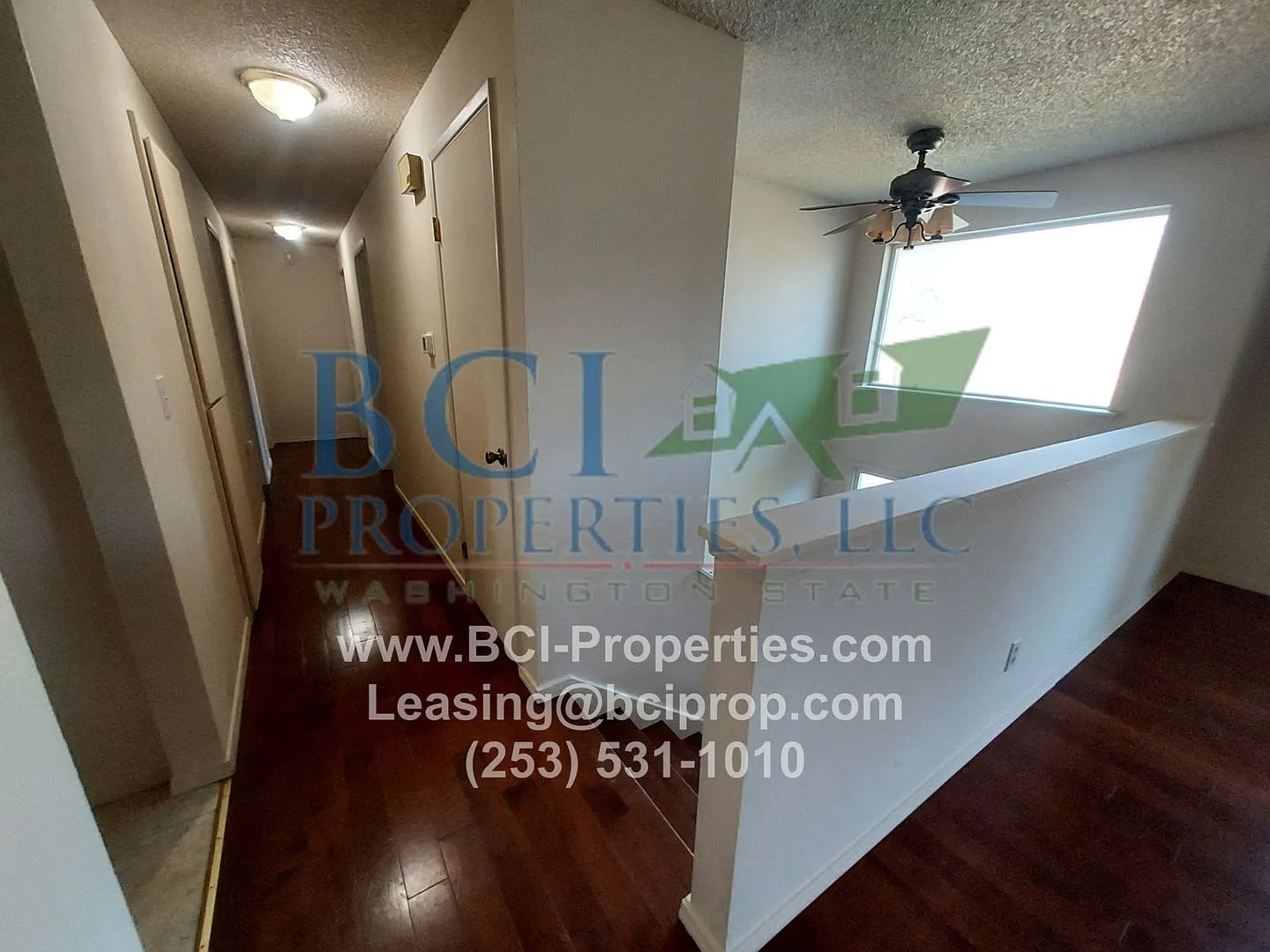 Beautiful 4 Bedroom/ 3 Bath Home close to Sunnyside Beach Park/ JBLM/ Fort Steilacoom! — Photo 3