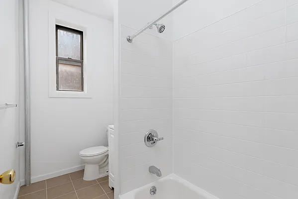 Rented by Citi Luxe Realty, LLC | media 20