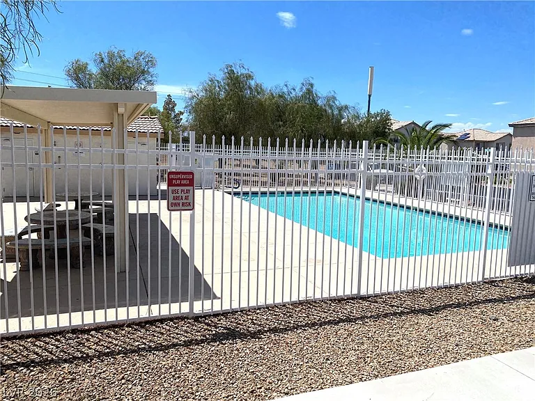 701 Spotted Eagle St — Photo 37