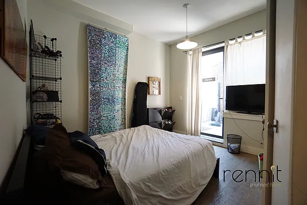 Rented by Rennit Inc. | media 22