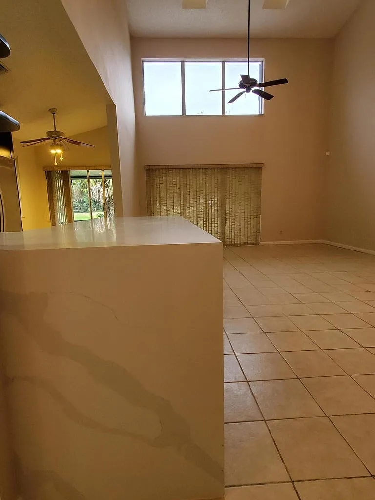 3 bed, 2.5 bath, 1500 sqft, $3,200 — Photo 4