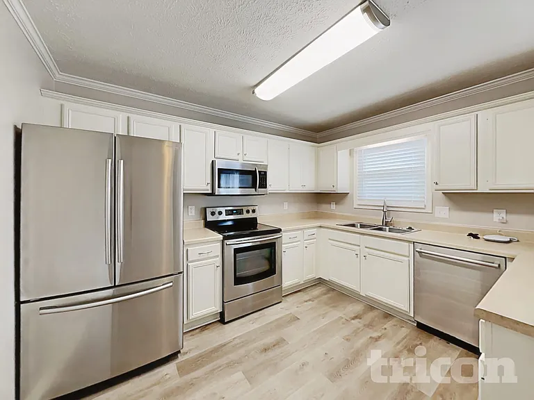 5013 Claude Dr — Photo 6