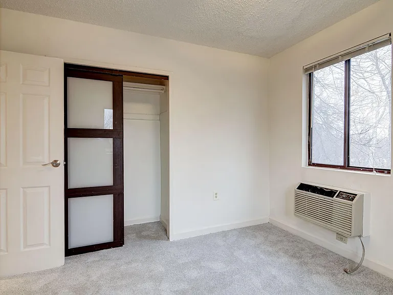 4733 1st St SW #301 — Photo 17
