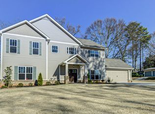 2966 Pangborn Rd, Decatur, GA 30033