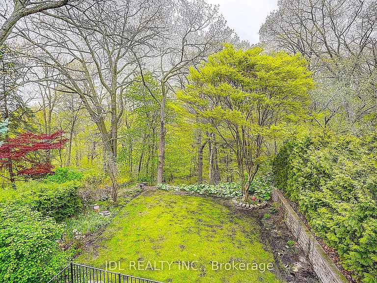 6 Nesbitt Dr — Photo 39