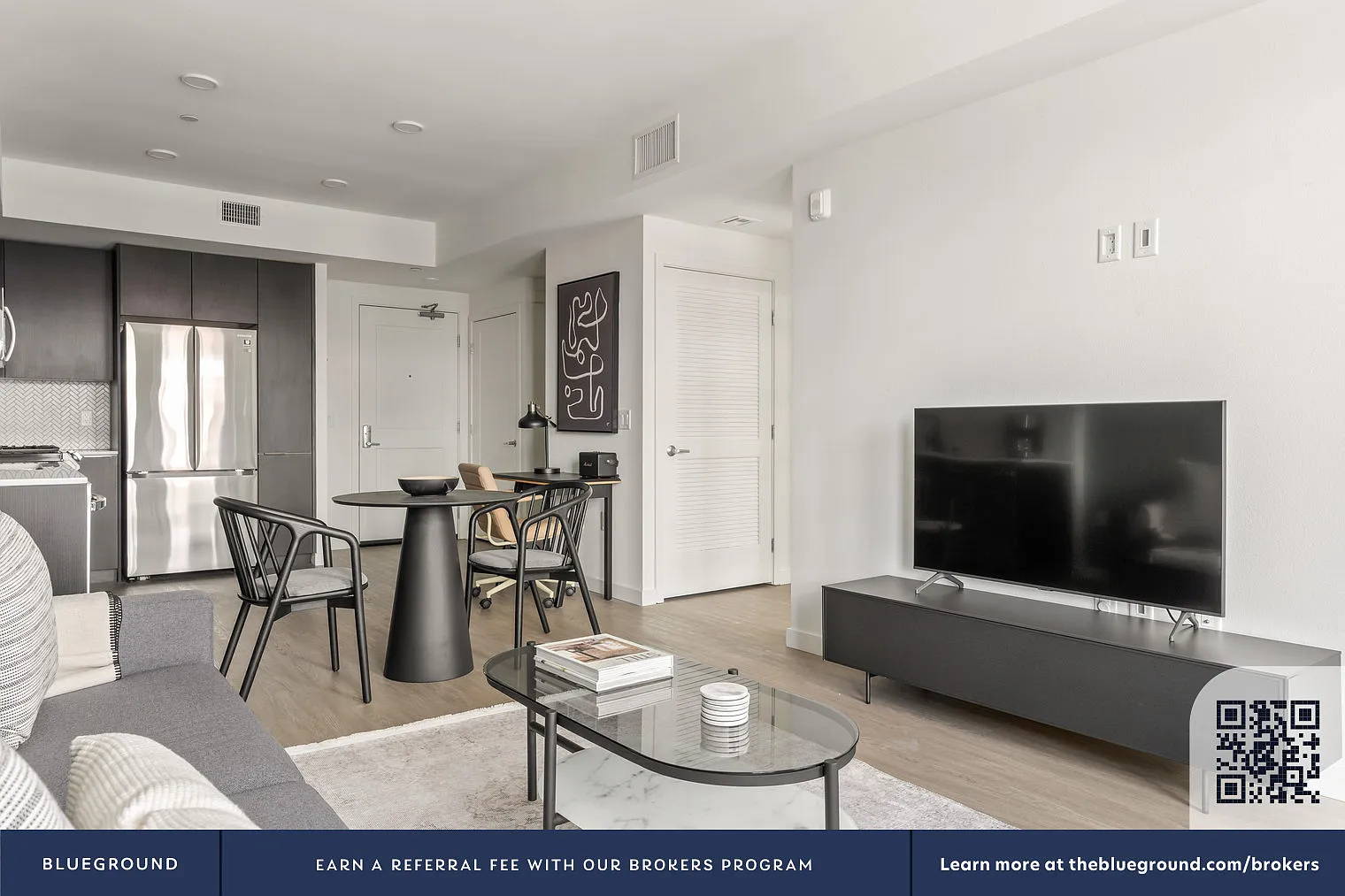 1 bed, 1.0 bath, 672 sqft, $3,590 — Photo 3