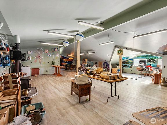 4th image of 9930 Misery Point Road NW