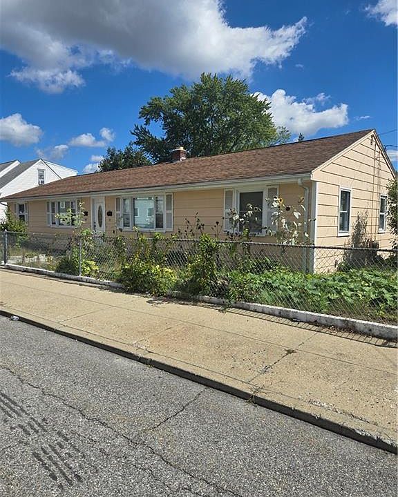 1st image of 89 Columbia Ave