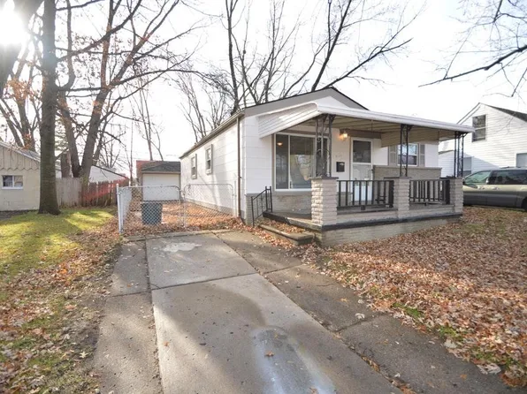 86 E Dallas Ave, Madison Heights, MI 48071