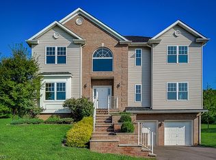 8 Jacob Way, Phillipsburg, NJ 08865