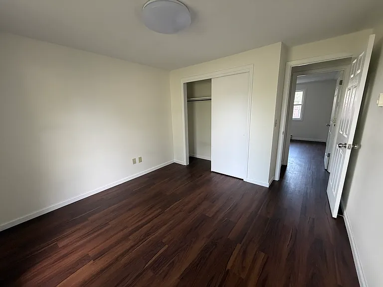 100 Willow Way — Photo 5