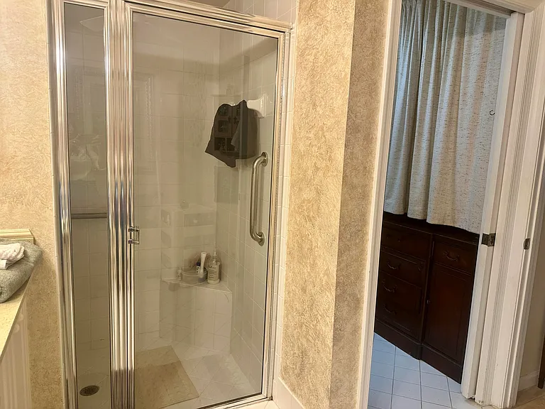 12418 Crystal Pointe Dr #102 — Photo 23