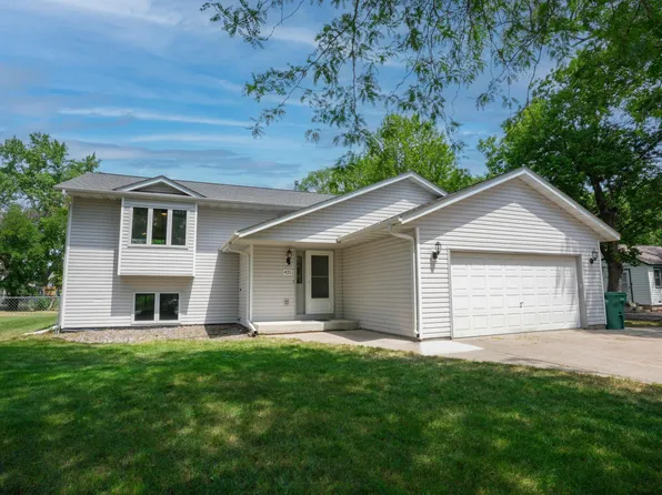 421 Pleasant Ave, Big Lake, MN 55309