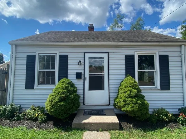 7 Suffolk Drive, East Hartford, CT 06118