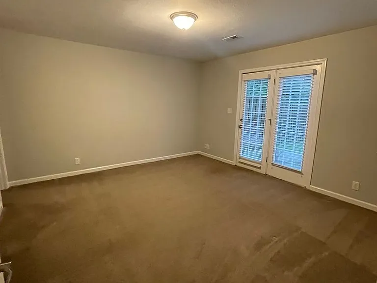 7920 Ellisville Ln — Photo 18