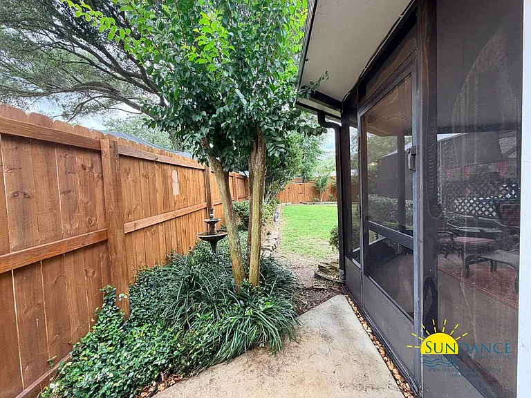 103 Azalea Cir — Photo 28