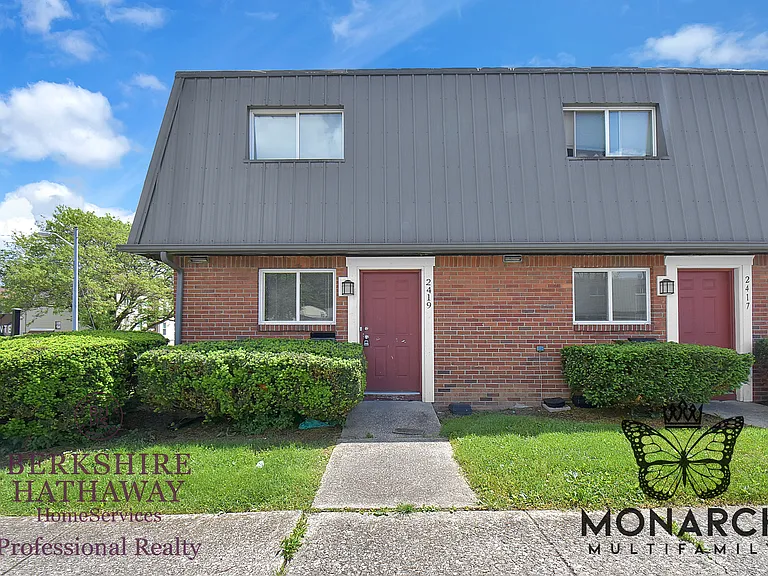 2409 Belcher Dr — Photo 43