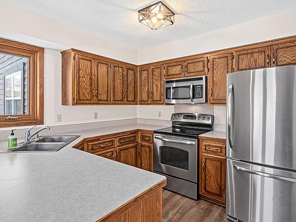 2nd image of 7808 Grinnell Way