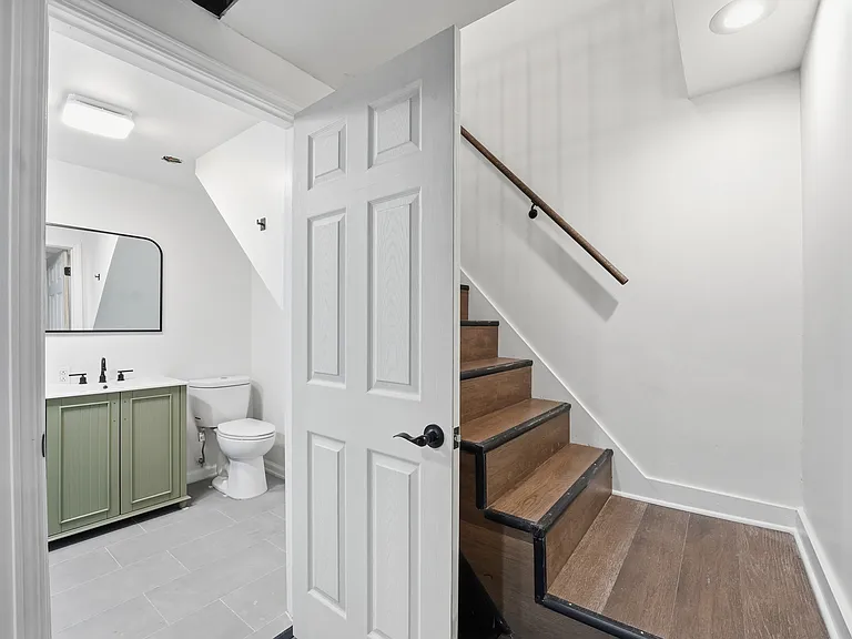 18377 Pleasant View Dr — Photo 14