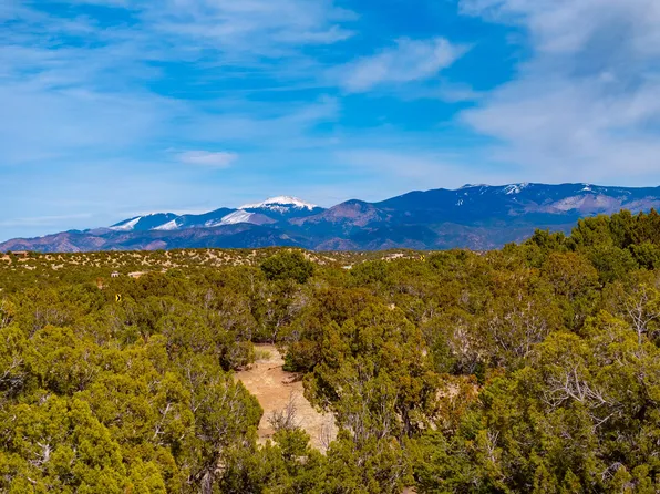 100 Paseo Del Conejo, Santa Fe, NM 87506