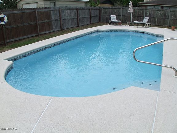2nd image of 2307 Constitution Dr