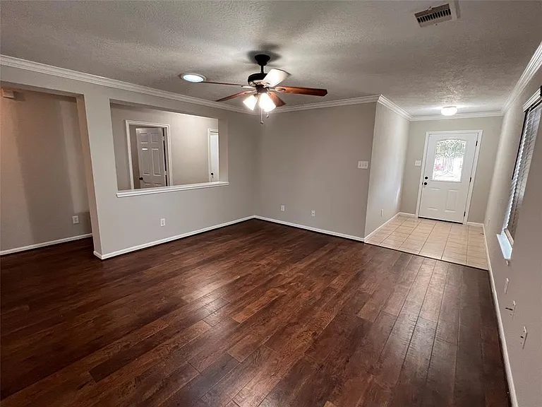 12007 Madison Oak St — Photo 3