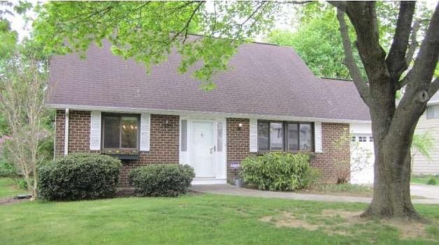 1st image of 943 Alexandria Dr