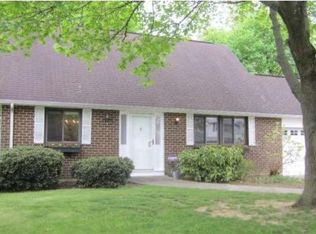 943 Alexandria Dr, Newark, DE 19711