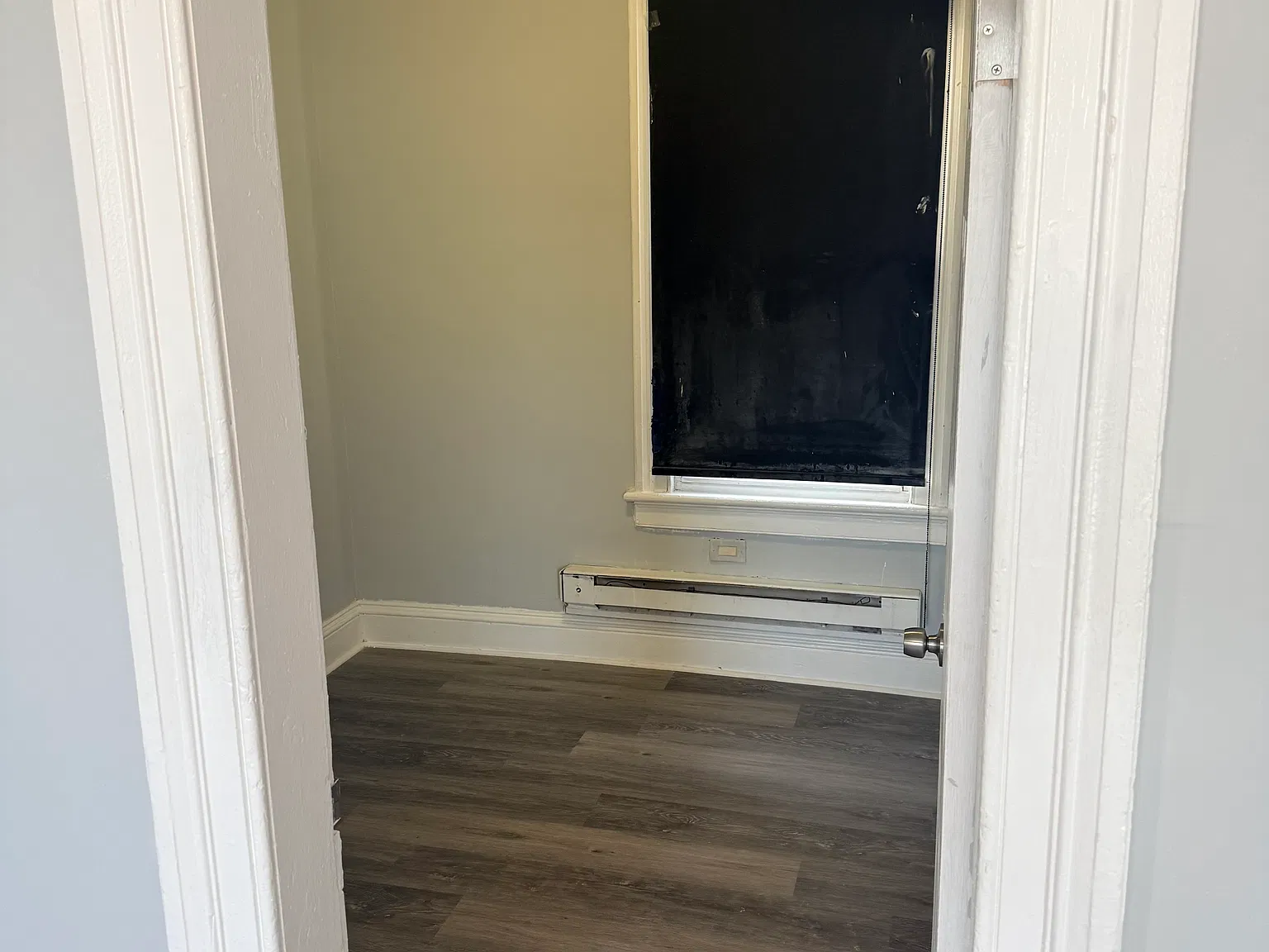 3 bed, 1300 sqft, $2,300 — Photo 2