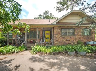 172 Valentine St, Windthorst, TX 76389