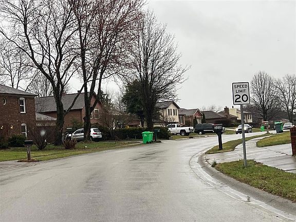 4th image of 3017 Julian Dr