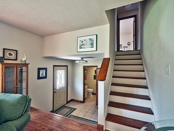 2nd image of 51175 Creekhaven Dr