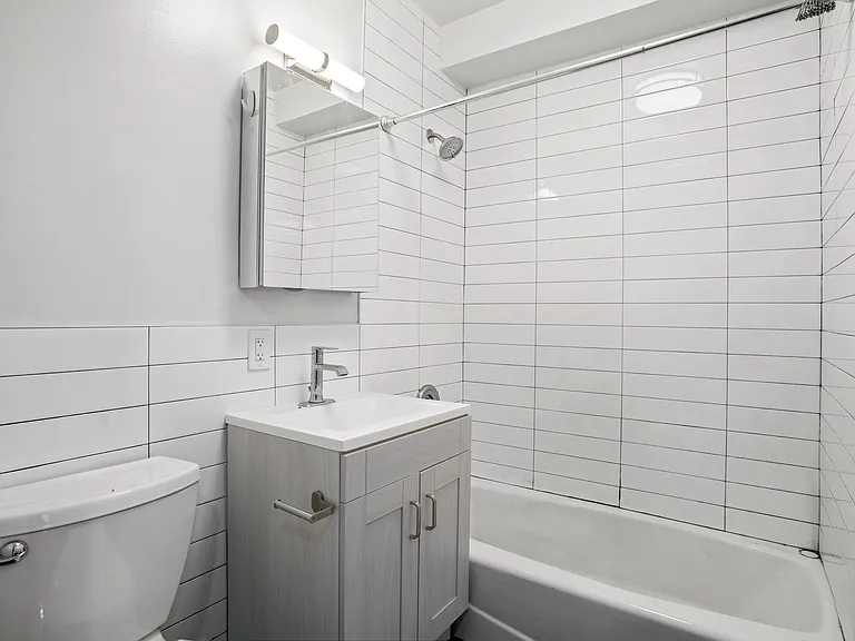 104 Luquer St #4C — Photo 11