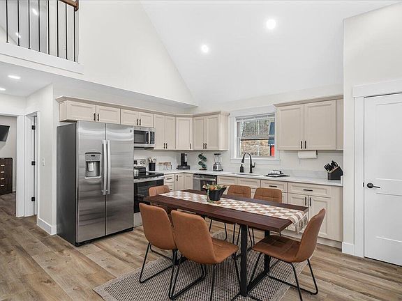 4th image of 54 Germead Rd