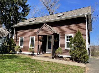 90 Summer St, Portland, CT 06480