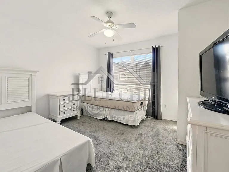 4005 Venetian Bay Dr #108 — Photo 29