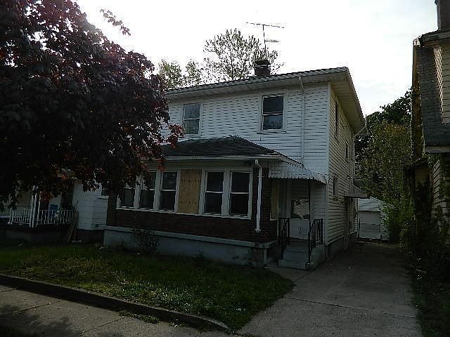 1st image of 34 Laura Ave