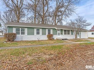 610 W Madison St, Auburn, IL 62615