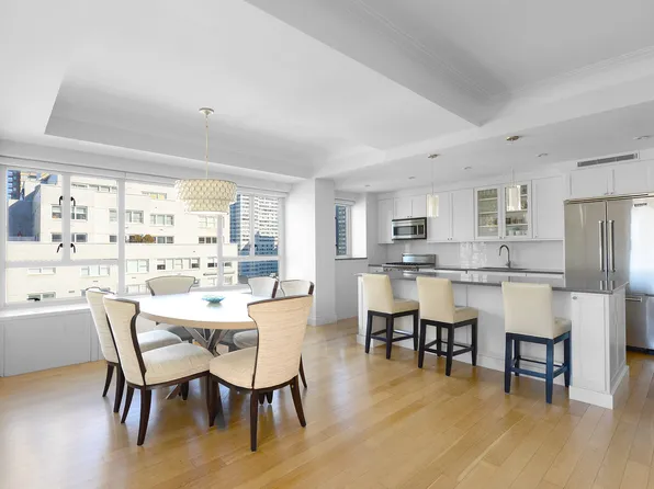 200 East 66th Street image 4 of 22