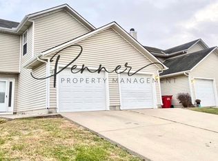 201 NE Dogwood St APT B, Oak Grove, MO 64075