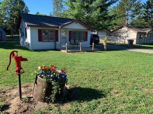 10418 Washington Rd, Saint Helen, MI 48656