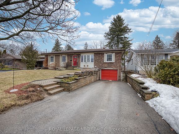 2nd image of 16 Rosemore Rd