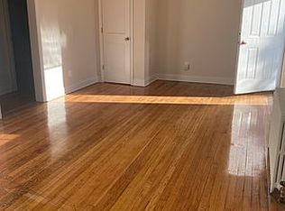 22436 76th Rd, Oakland Gardens, NY 11364