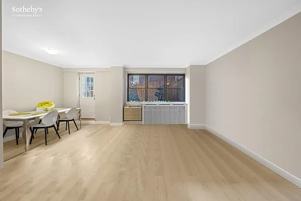 Sold by Sotheby's International Realty | media 1