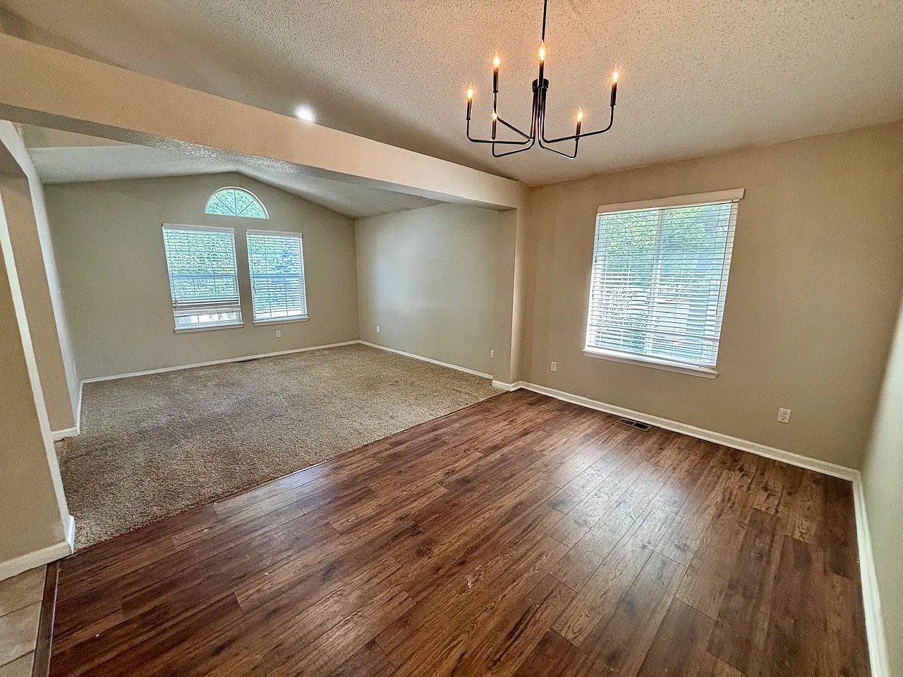 3 bed, 2014 sqft, $3,100 — Photo 4