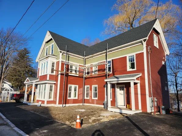 21 Pacific St Floor 2, Fitchburg, MA 01420